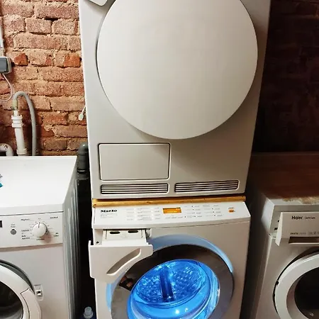 Chemnitz Saxonia Homedeluxe Hochwertige 50Qm 2-Zimmer-Ferienwohnung Mit Privaten Kfz Parkplatz Stellplatz Mit Mwst-Rechnung Mit Xxl Huelsta Bett & Etagenbett Mit Internetflatrate - Ideal Fuer Familien, Paare, Kulturinteressierte & Geschaeftsreisende! Appartement *