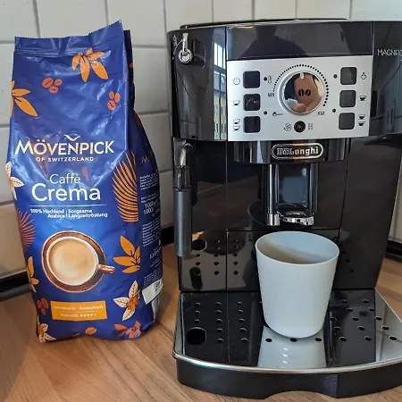 Saxonia Homedeluxe - Neue Hochwertige 50qm2 2-zimmer-ferienwohnung Mit Privaten Kfz Parkplatz Stellplatz Mit Mwst-rechnung Mit Xxl Hülsta Bett&etagenbett Mit Internetflatrate - Ideal Für Familien, Paare, Kulturinteressierte&geschäftsreis