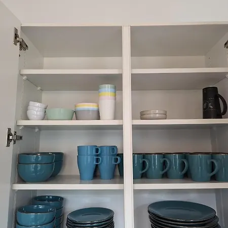 Appartement Chemnitz Saxonia Homedeluxe Hochwertige 50Qm 2-Zimmer-Ferienwohnung Mit Privaten Kfz Parkplatz Stellplatz Mit Mwst-Rechnung Mit Xxl Huelsta Bett & Etagenbett Mit Internetflatrate - Ideal Fuer Familien, Paare, Kulturinteressierte & Geschaeftsreisende! *