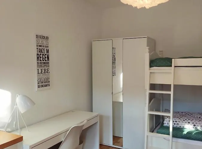 Saxonia De Luxe: Modern 2-room With Parking In Chemnitz