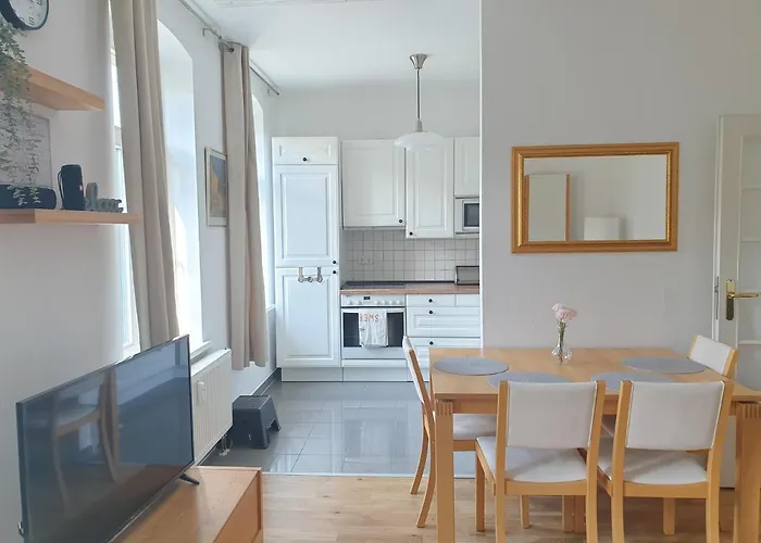 Apartment Saxonia De Luxe: Modern 2-room With Parking In