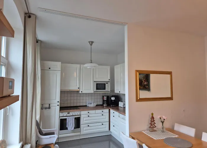 Saxonia De Luxe: Modern 2-room With Parking In *